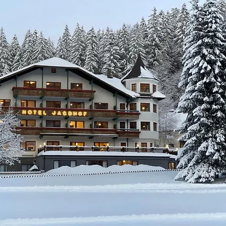 In With Swimming Pool Casa vacanze *