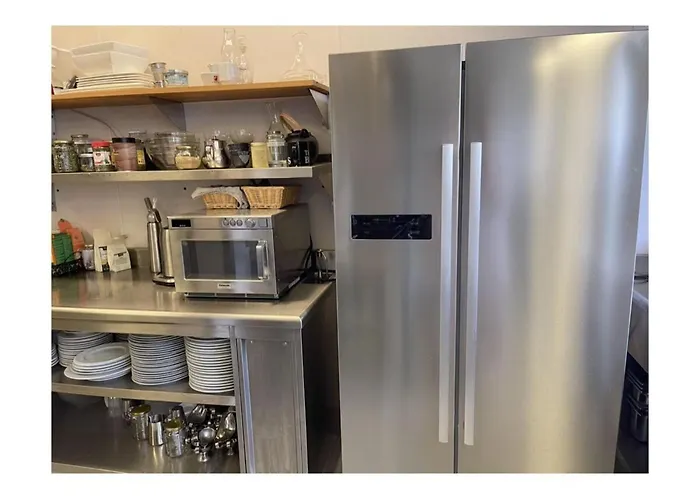 In With Swimming Pool Vakantiehuis